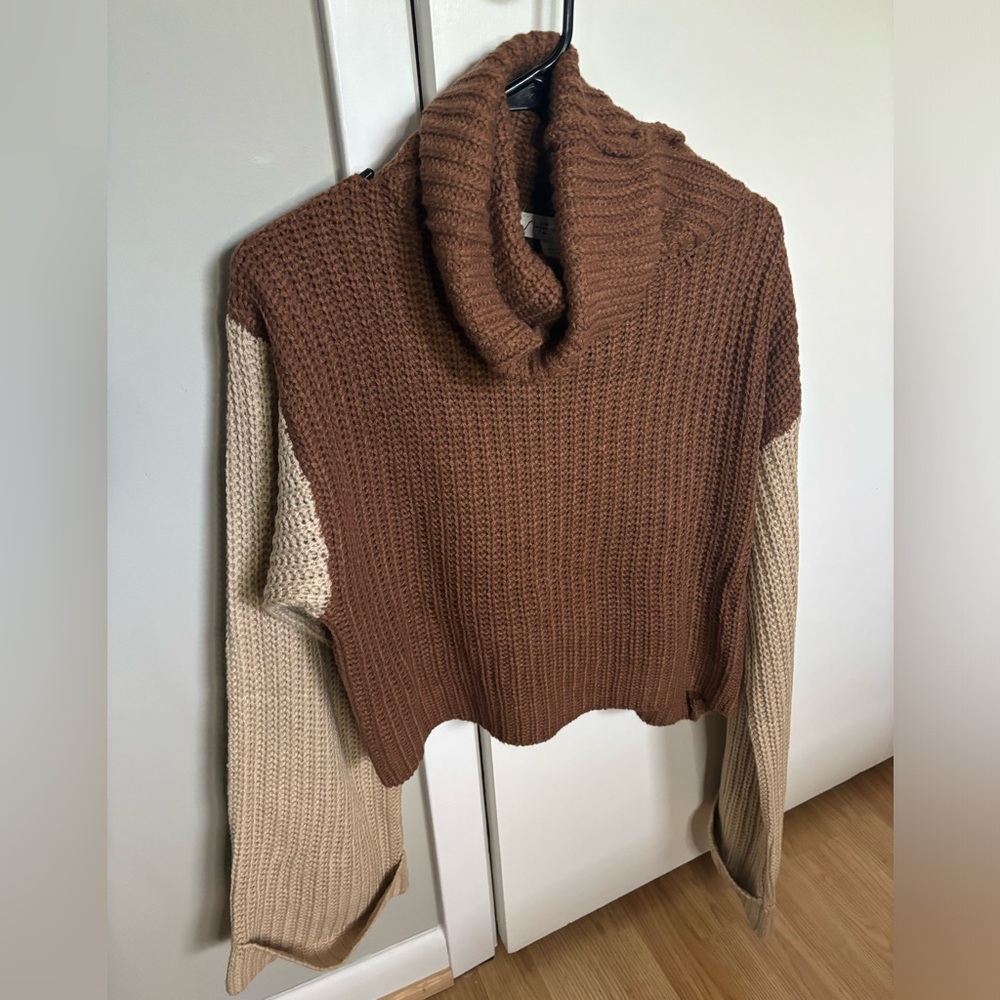 Cropped Sweater